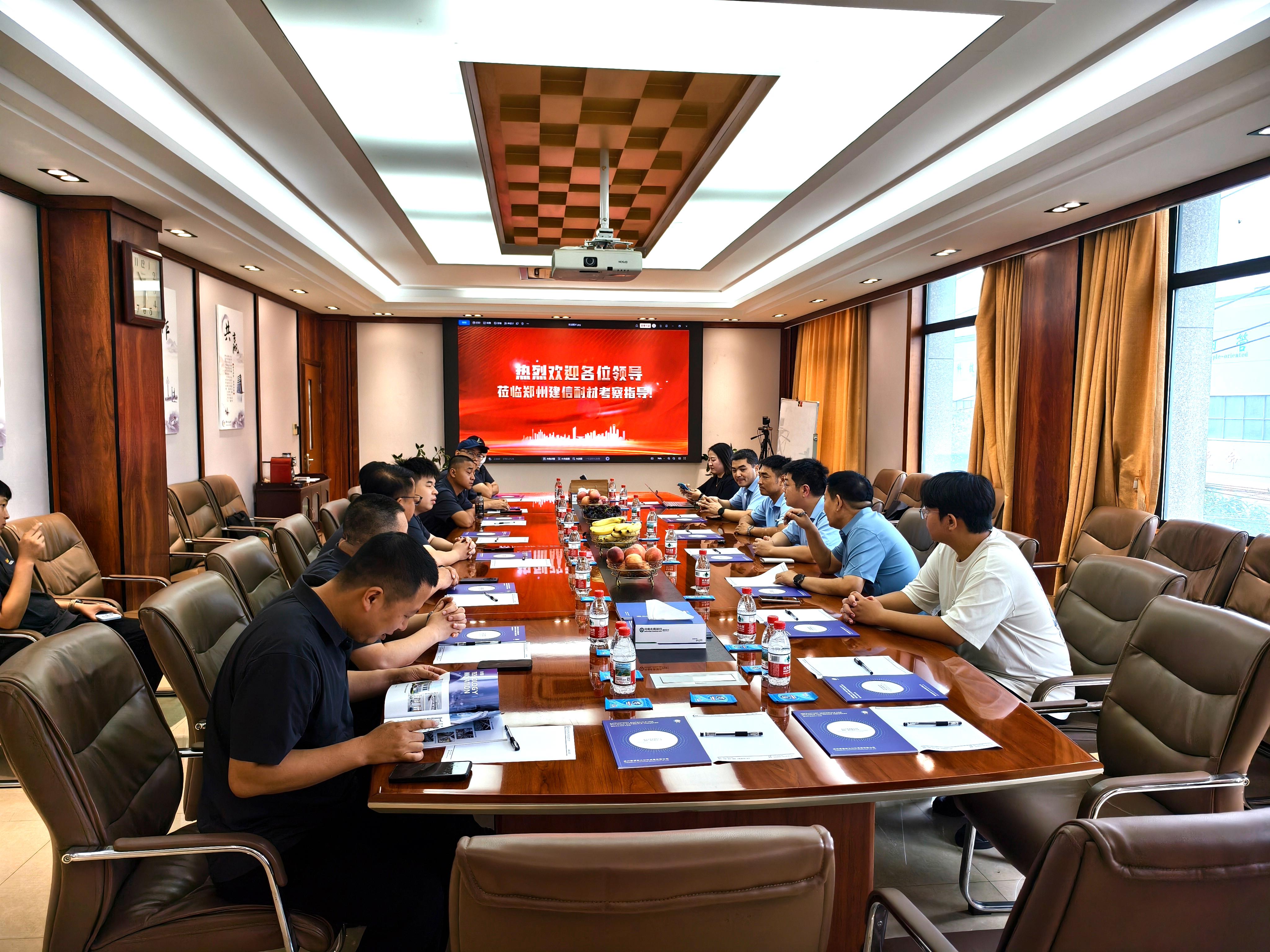 同行互鑒 智造共贏｜行業(yè)頭部企業(yè)蒞臨建信耐材考察交流